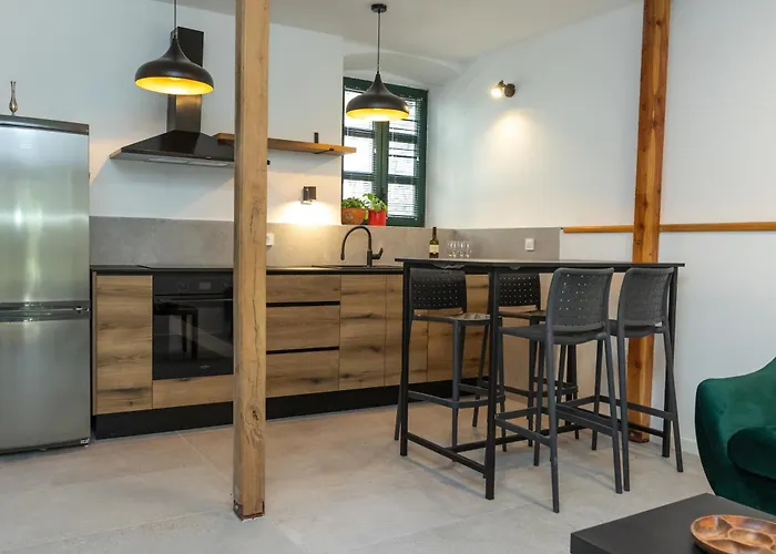 House Draza וילה ביוגראד נה מורו